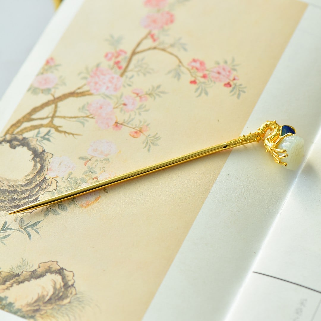 An Exquisite Sterling Silver-Gold Plated Inlaid White Jade Hairpin: An Exquisite Sterling Silver-Gold Plated Inlaid White Jade Hairpin,Size:15mmx15mm 纯银镀金镶白玉发簪
