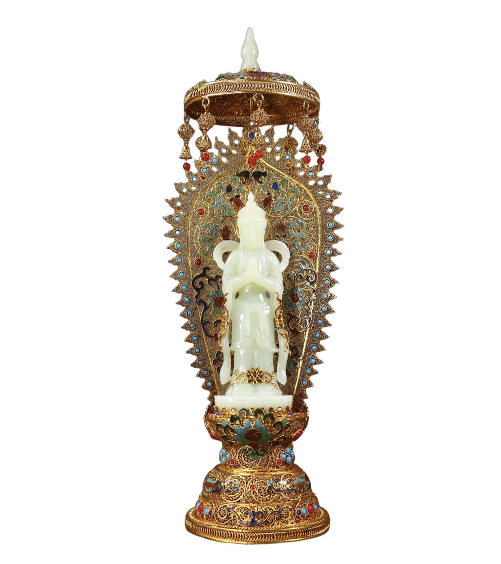 A Huge Filigree and Gilding Inlaid White Jade Buddha Statue,Inlaid Gems and Turquoise: A Huge Filigree and Gilding Inlaid White Jade Buddha Statue,Inlaid Gems and Turquoise,Qing Dynasty,China,Qianlong Four-character Mark,Size:16.5inx5.5inx4.5in,Weight:1226g 花丝鎏ŵ