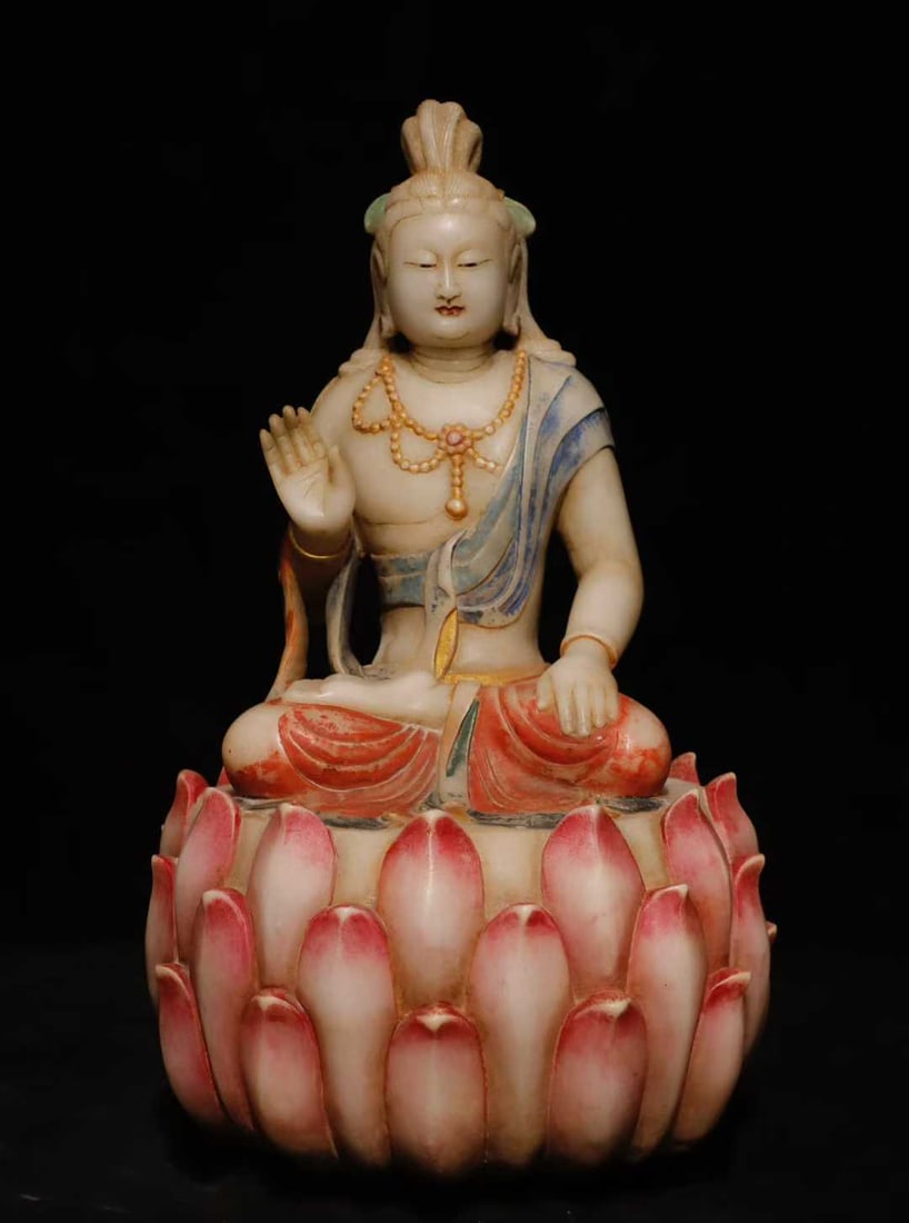 A Solemn Marble Painted Color Statue of Avalokitesvara: A Solemn Marble Painted Color Statue of Avalokitesvara,Tang Dynasty,China,Size:23.6inx14.6in 汉白玉彩绘观音像,中国唐代