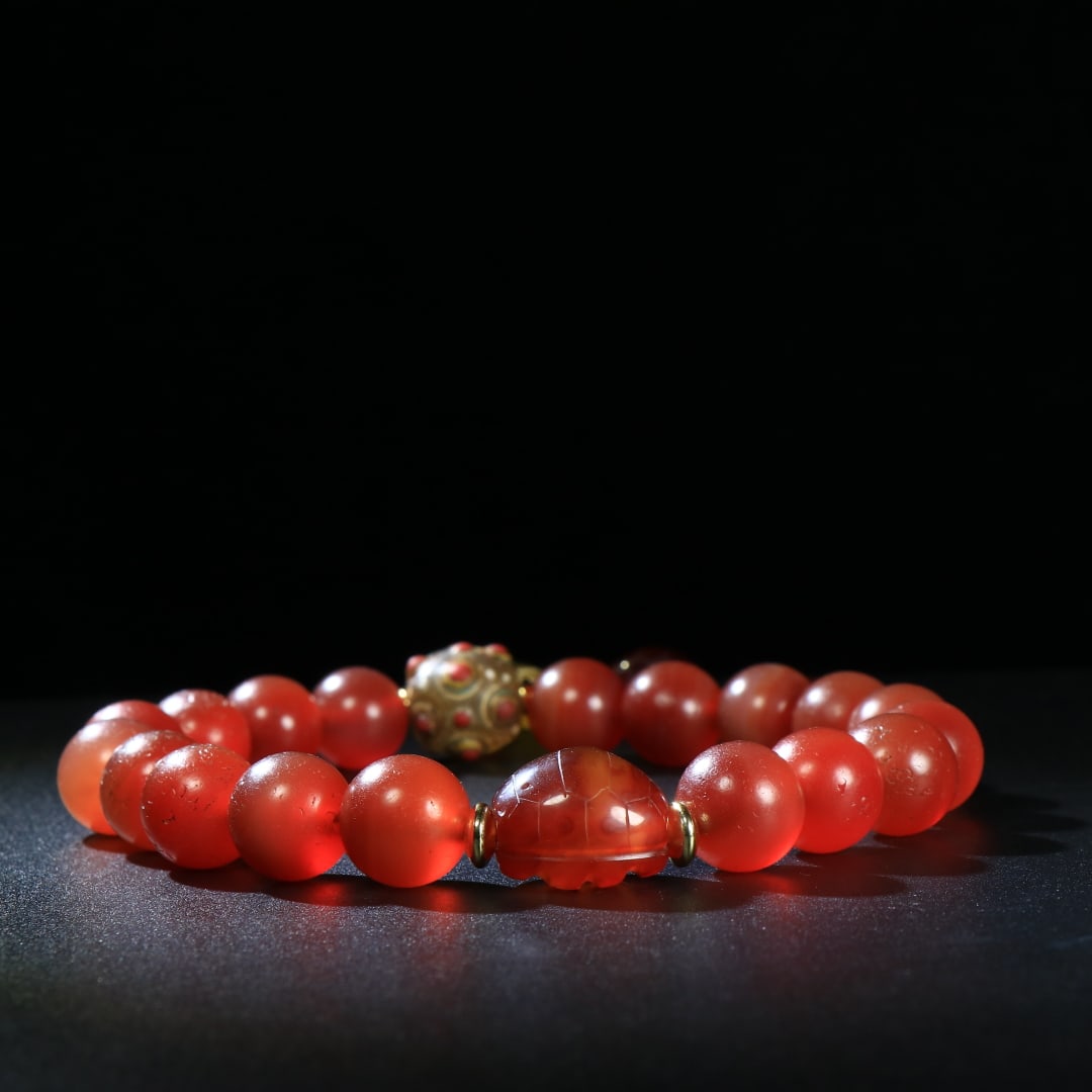 An Exquisite Agate Bracelets - 2