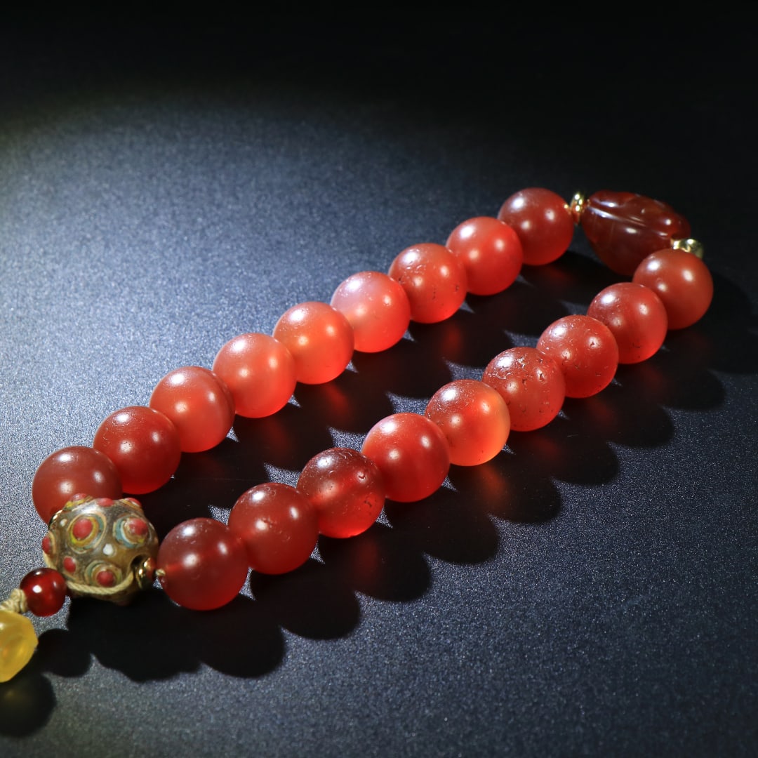An Exquisite Agate Bracelets - 5