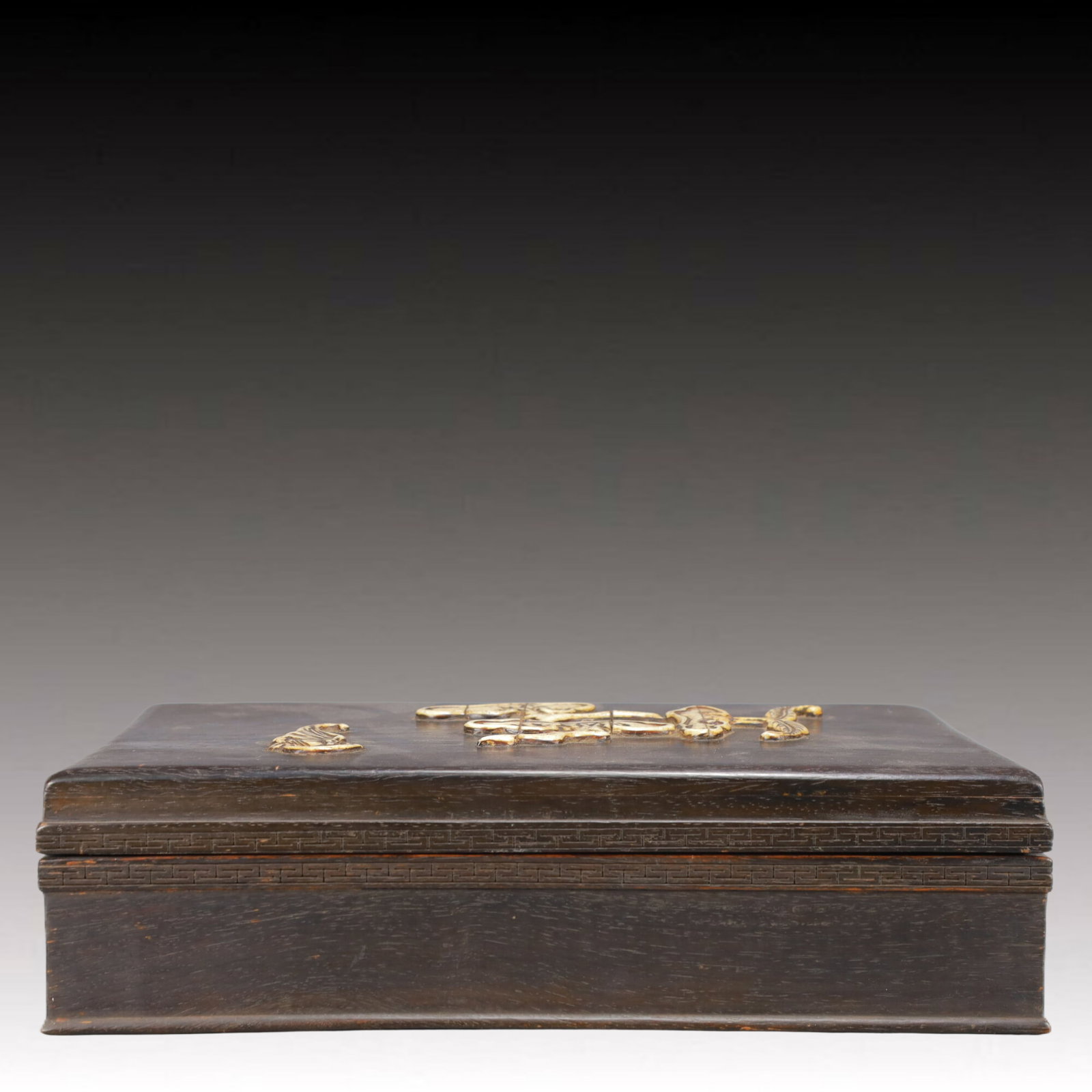 An Exquisite Zitanwood Inlaid Shell Ganoderma lucidum and Bats Pattern Cover Box (1 of 7)