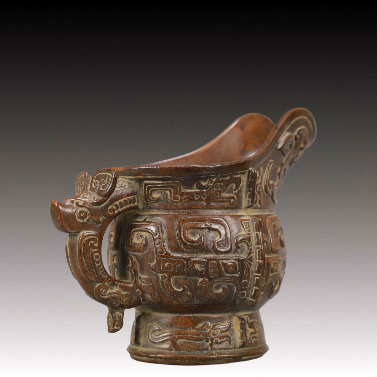 An Exquisite Eaglewood Beast-Face Pattern Goblet - 4