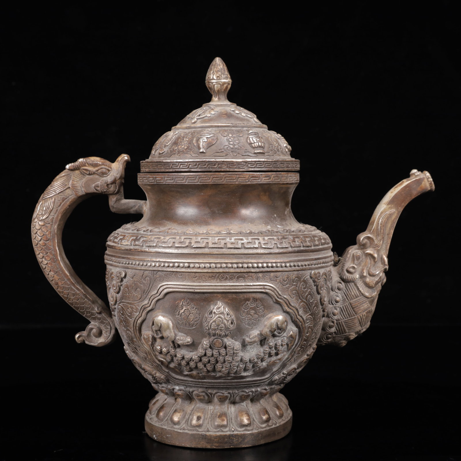 An Exquisite Silver Auspicious Beast Pattern Ewer - 9