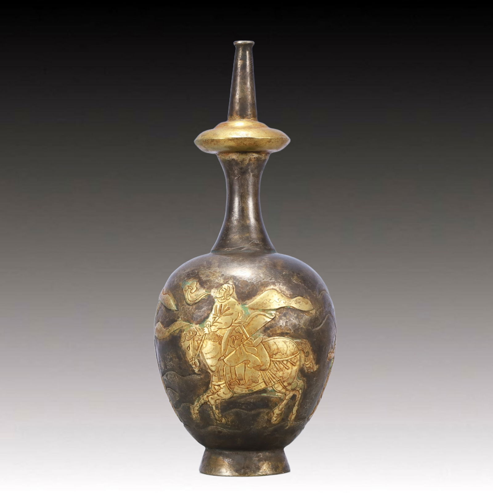 A Rare Gilt Silver Figure Pattern Vase - 7