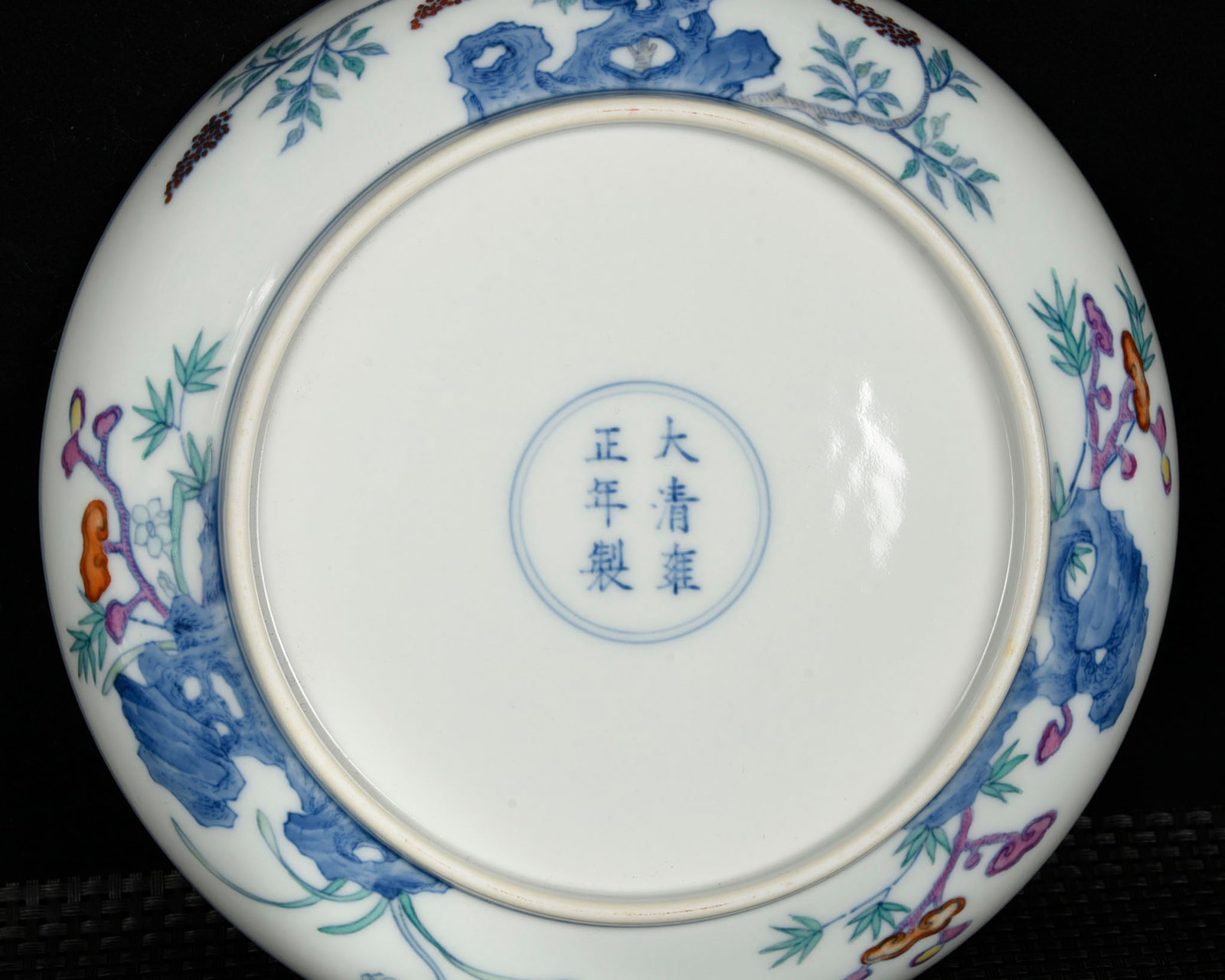 An Exquisite Doucai Flower Pattern Plate - 8