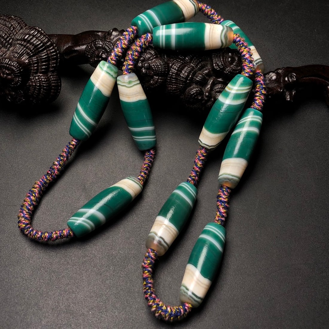 An Exquisite Agate Necklace - 6