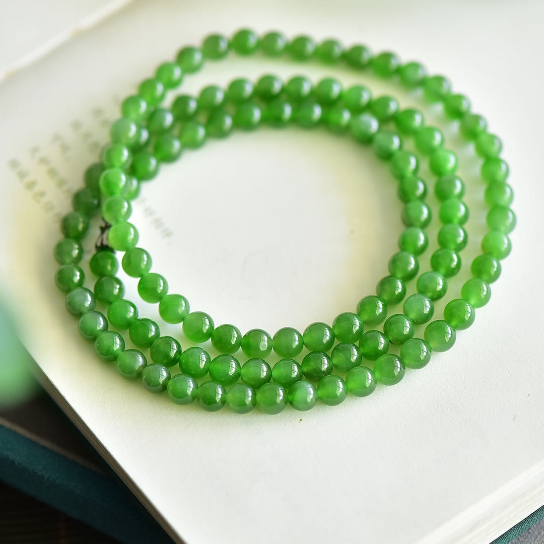 An Exquisite Jasper Necklace - 2