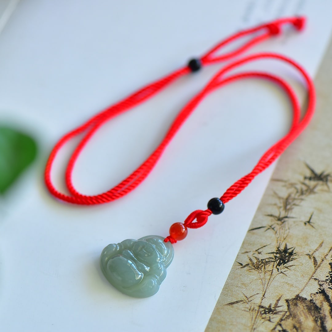An Exquisite Greenish Jade Maitreya Buddha Pendant: An Exquisite Greenish Jade Maitreya Buddha Pendant,Size:25mmx25mmx5mm 寓意:吉祥 心怀天下 能容天下事 