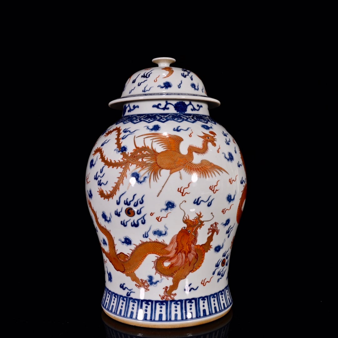 An Exquisite Blue and White Iron-Red Painted Gold Dragon and Phoenix Pattern Jar with Cover: An Exquisite Blue and White Iron-Red Painted Gold Dragon and Phoenix Pattern Jar with Cover,Qing Dynasty,China,Kangxi Six-character Mark,Size:16.5inx10.2in 