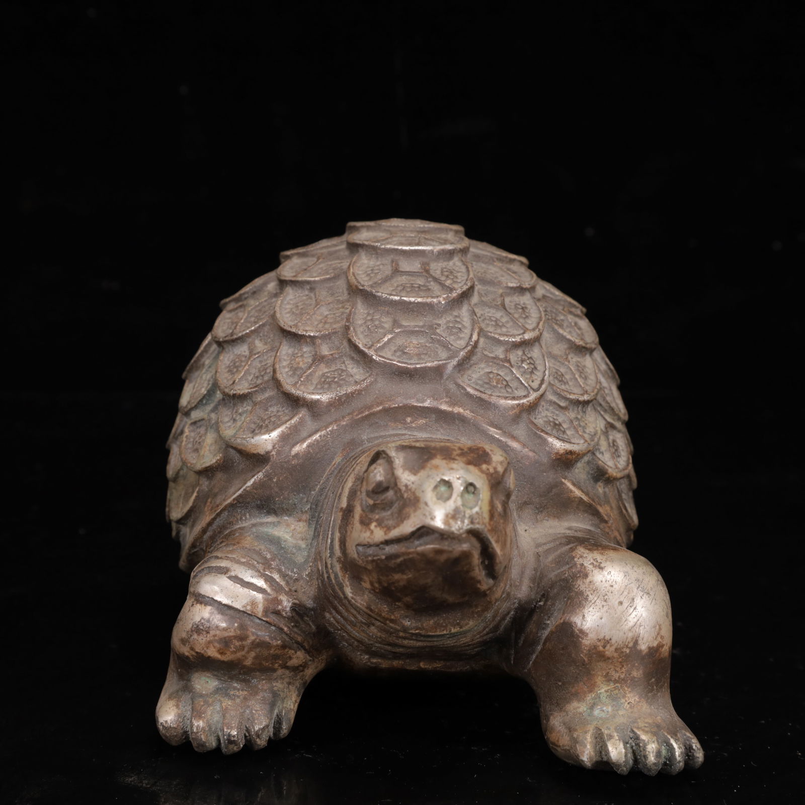 An Exquisite Silver Turtle Ornament - 6