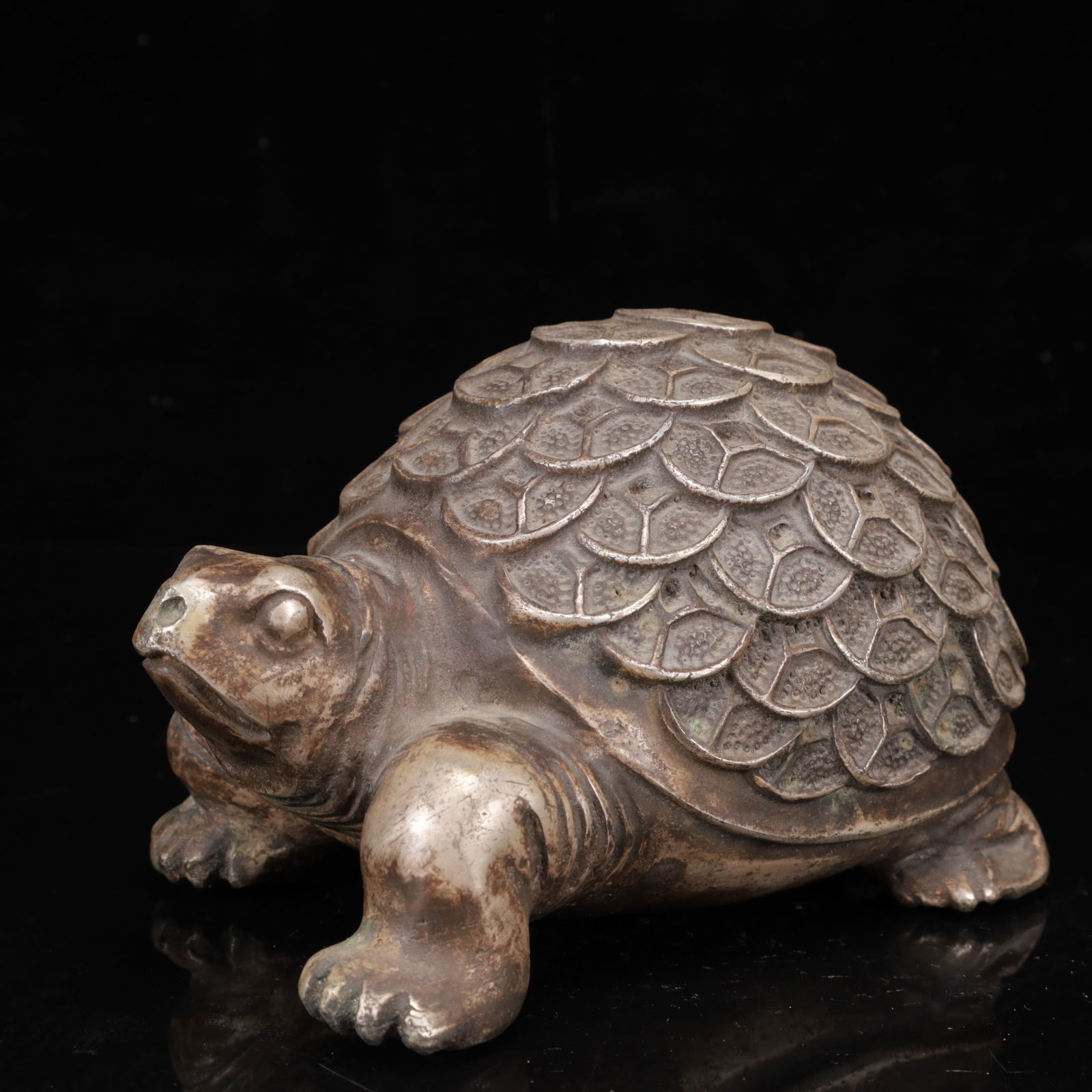 An Exquisite Silver Turtle Ornament - 7