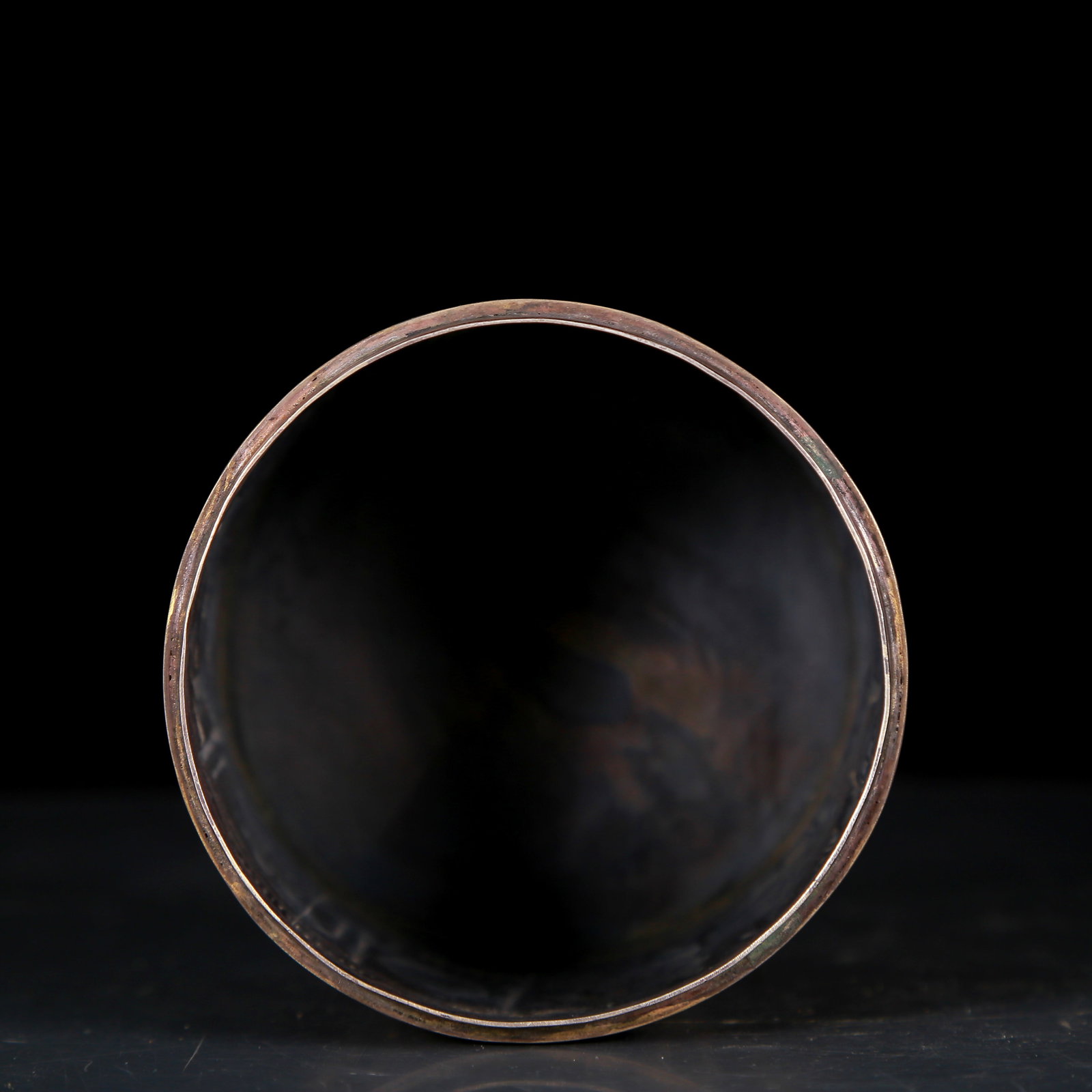 An Exquisite Gilt Silver Figure Pattern Box - 11