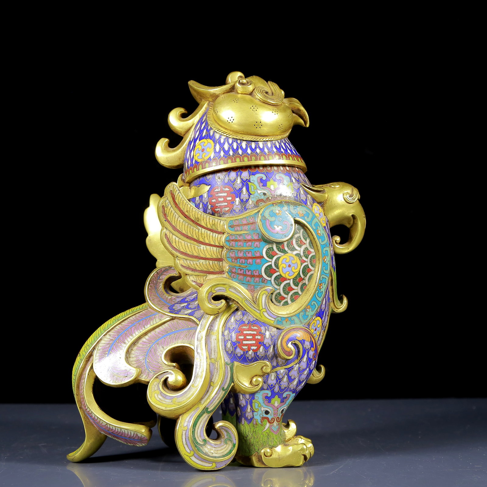 A Rare Cloisonne Phoenix Pattern Censer: A Rare Cloisonne Phoenix Pattern Censer,Qing Dynasty, China,Qianlong Four-character Mark,Size:7.9inx3.9inx11.8in,Weight:4940g 