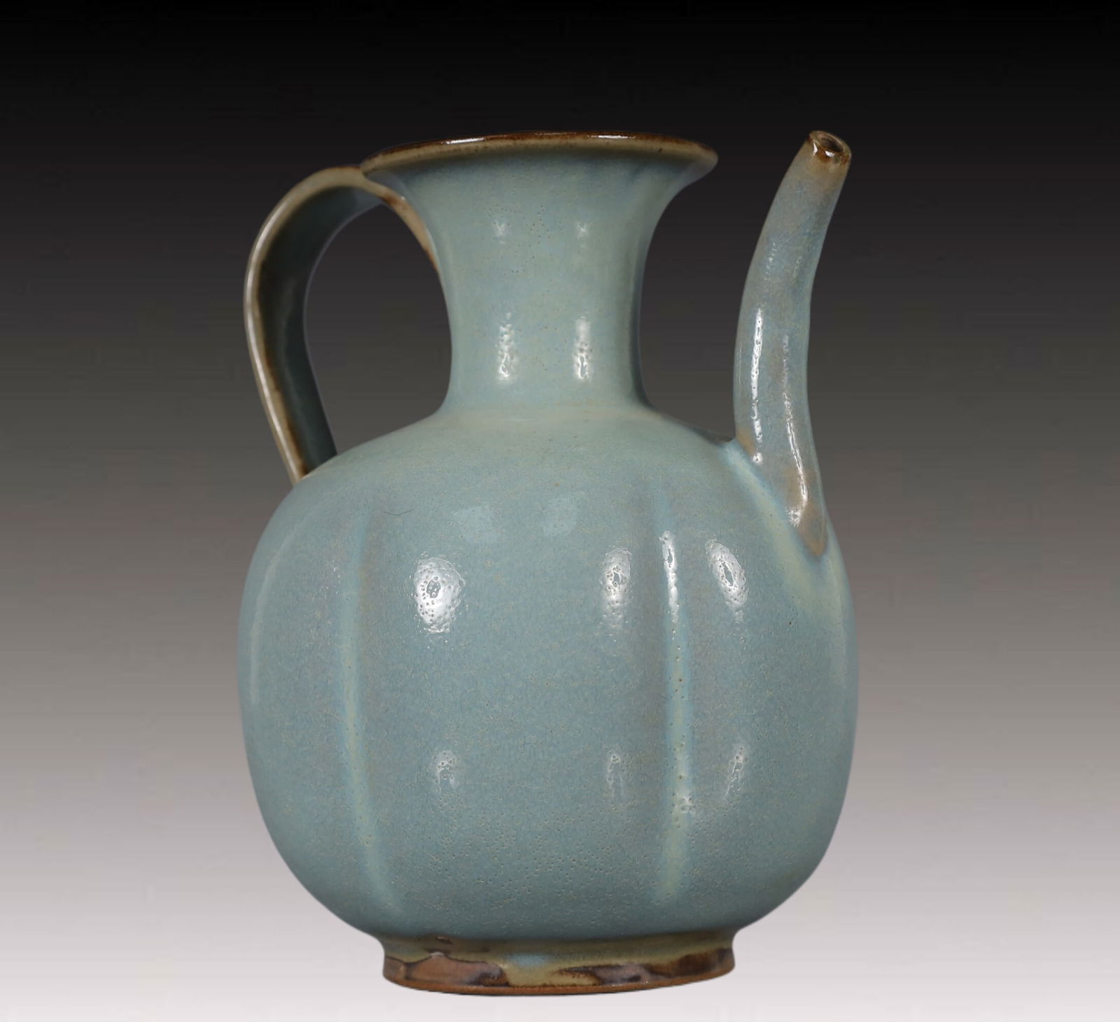 An Exquisite Jun yao Ewer - 4
