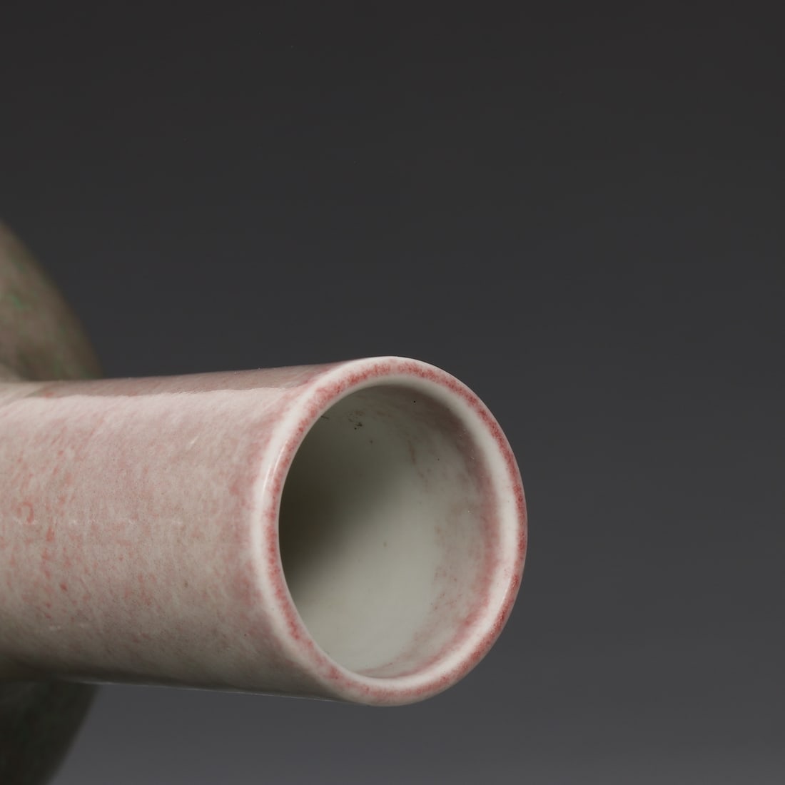 An Exquisite PeachBloom-Glazed Vase - 8