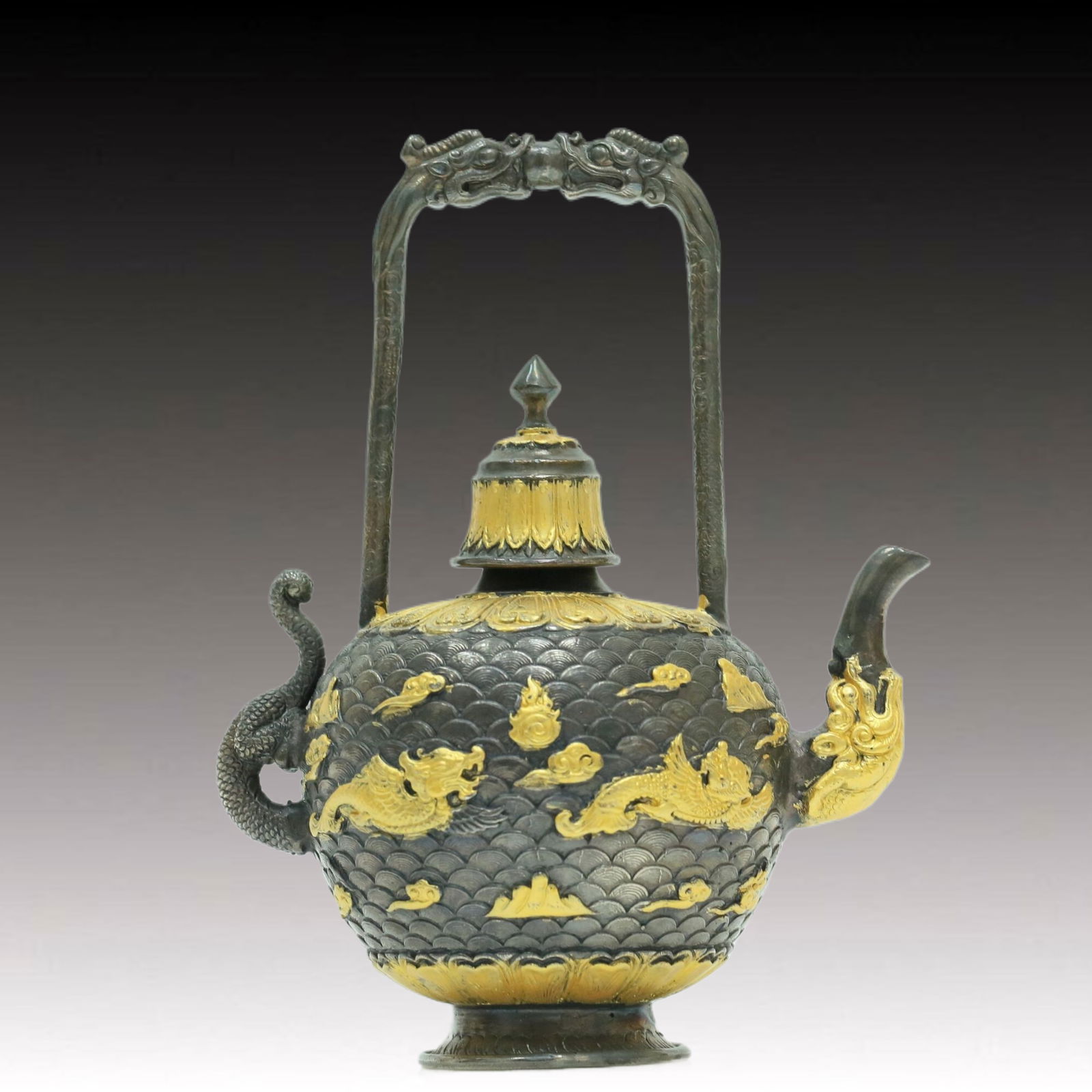 A Brilliant Gilt-Bronze Silver 'Ocean& Auspicious Cloud' Ewer (1 of 9)