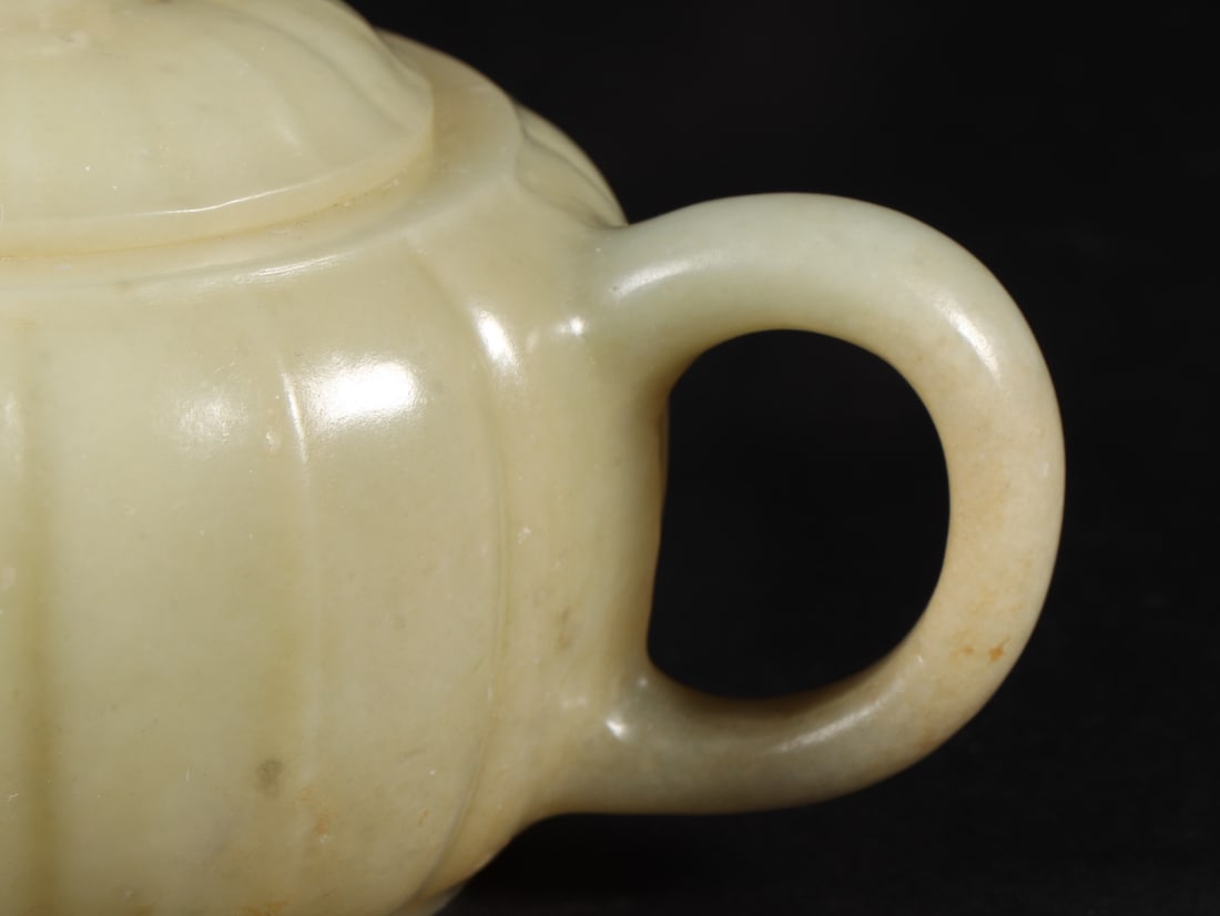 An Exquisite White Jade Pot - 6