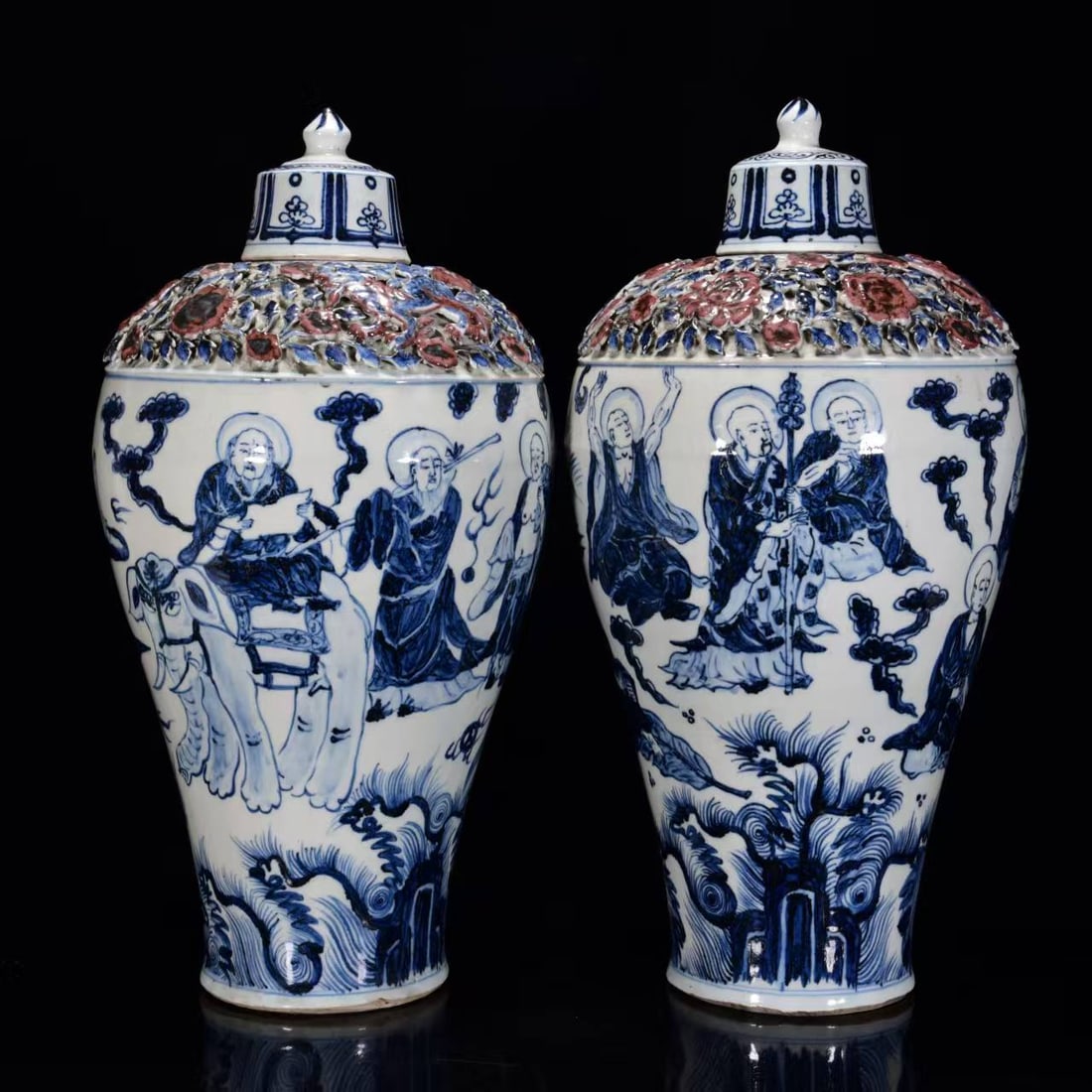 A Pair of Exquisite Blue and White Underglaze-Red Character and Story Pattern Bottles: A Pair of Exquisite Blue and White Underglaze-Red Character and Story Pattern Bottles,Yuan Dynasty,China,Size:19.7inx9.4ins 