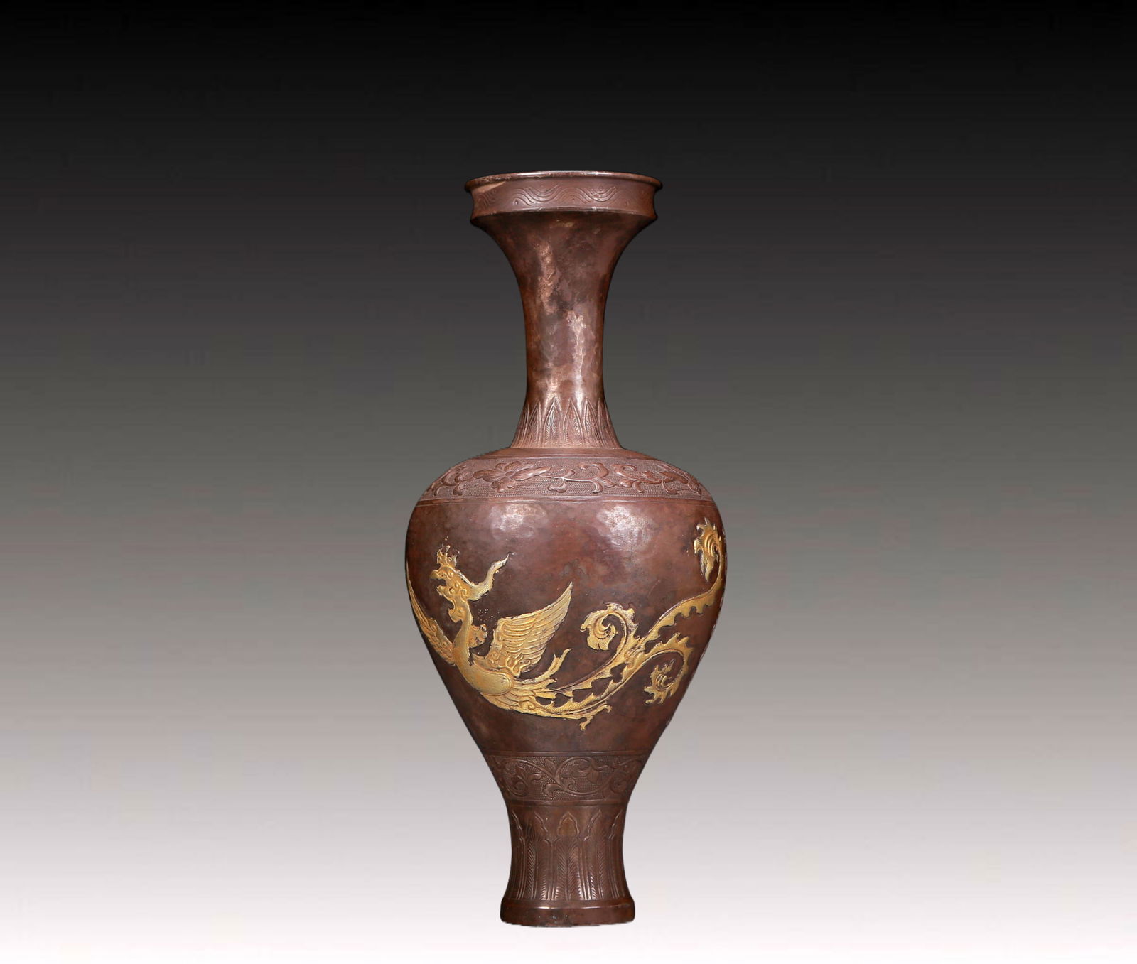 An Exquisite Silver Painted Gold Phoenix Pattern Vase - 3