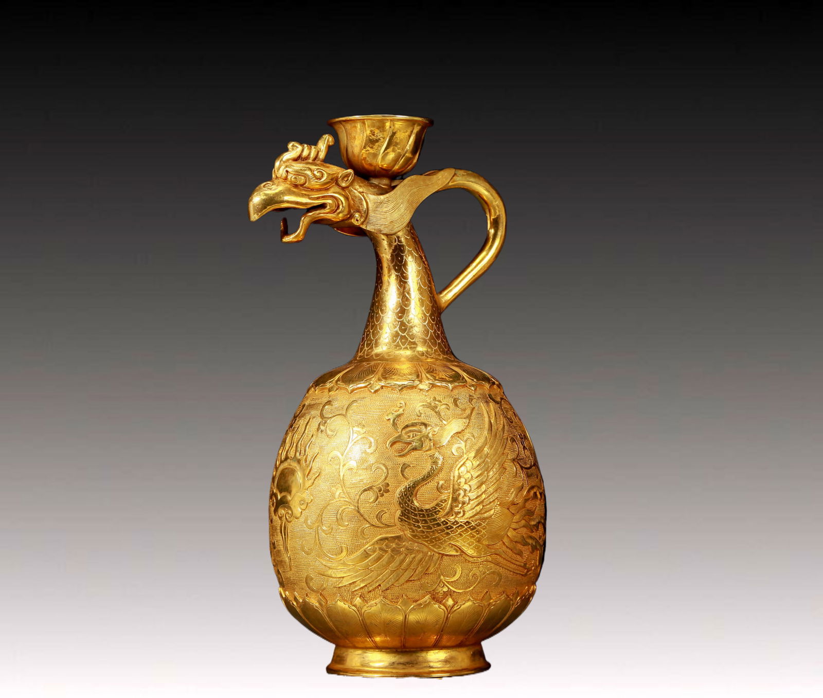 An Exquisite Gilt Bronze Phoenix Pattern Ewer - 6