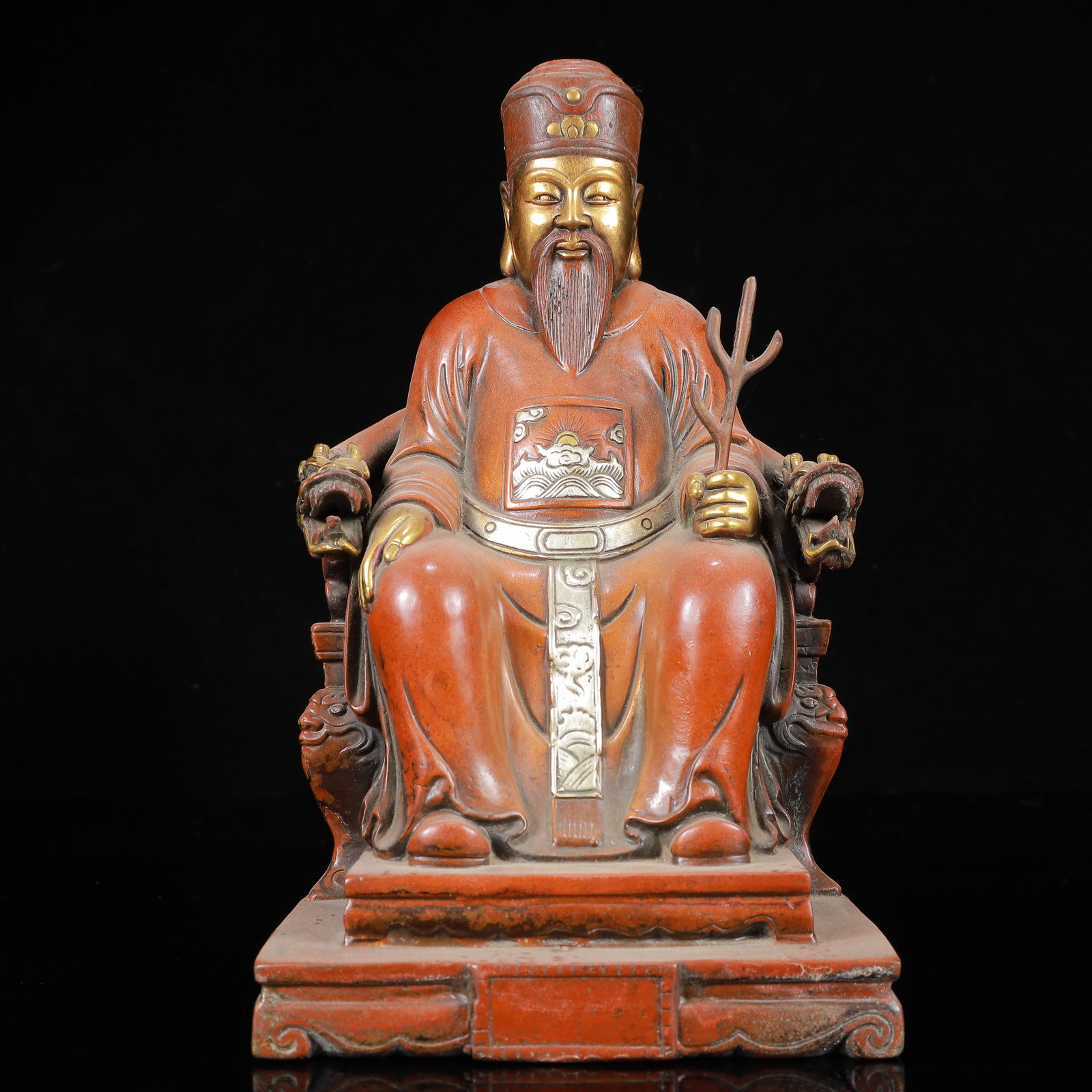A Solemn Gilt Bronze Statue of Longevity: A Solemn Gilt Bronze Statue of Longevity,Ming Dynasty,China,Size:5.1inx4.7inx9.1in,Weight:2350g 铜鎏金寿星像,中国明代