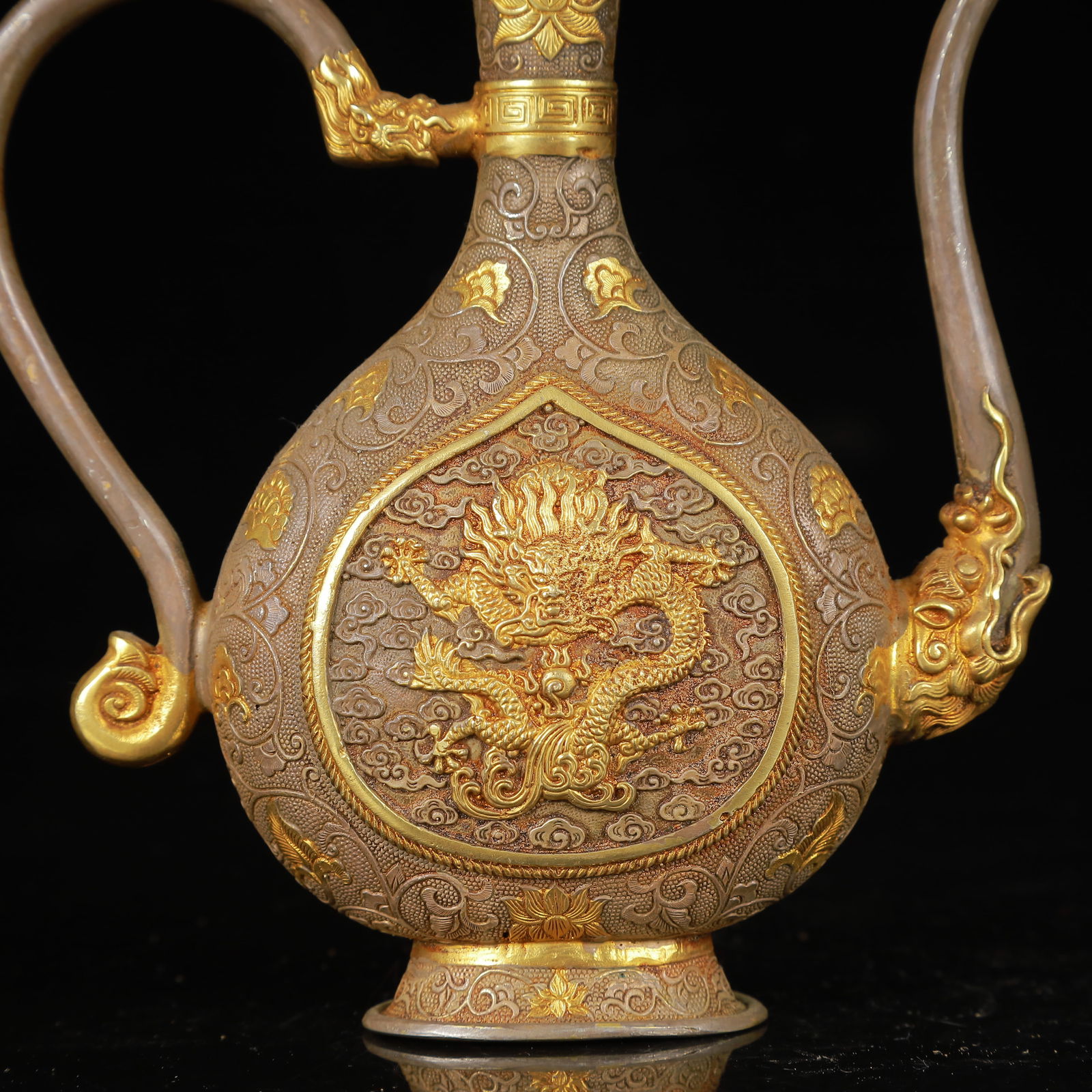 An Exquisite Gilt Silver Dragon Pattern Ewer - 3