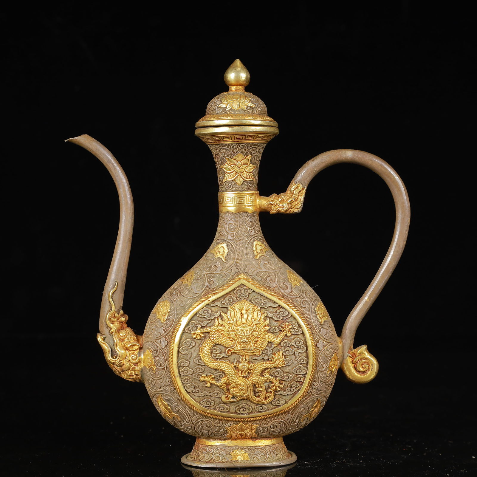 An Exquisite Gilt Silver Dragon Pattern Ewer - 6