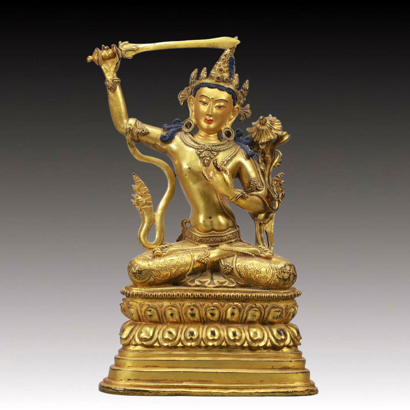 A Solemn Gilt Bronze Statue of Manjusri: A Solemn Gilt Bronze Statue of Manjusri,Ming Dynasty, China,Size:5.9inx3.9inx10.2in Weight:2000g 铜鎏金文殊菩萨像,中国明代