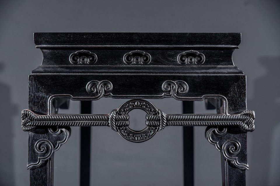 An Exquisite Zitanwood Long Table - 8