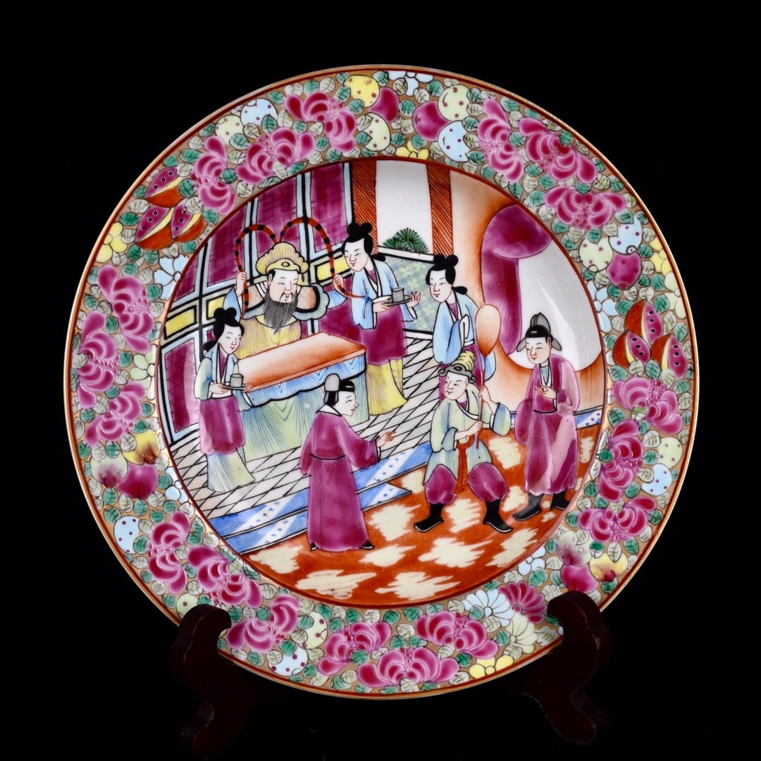 An Exquisite Famille-Rose Character and Story Pattern Plate (1 of 9)