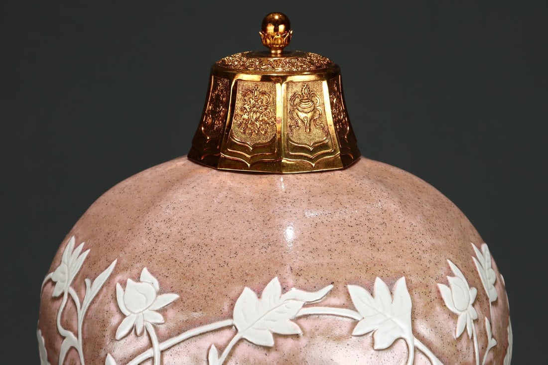 A Huge Underglaze-Red Flower Pattern Bottle - 4