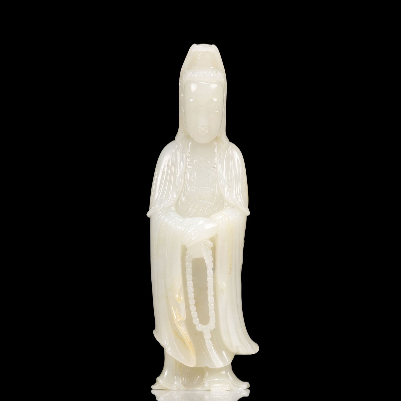An Exquisite White Jade Statue of Avalokitesvara: An Exquisite White Jade Statue of Avalokitesvara, Qing Dynasty, China, Size:1.8inx1.2inx5.7in, Weight:262g 