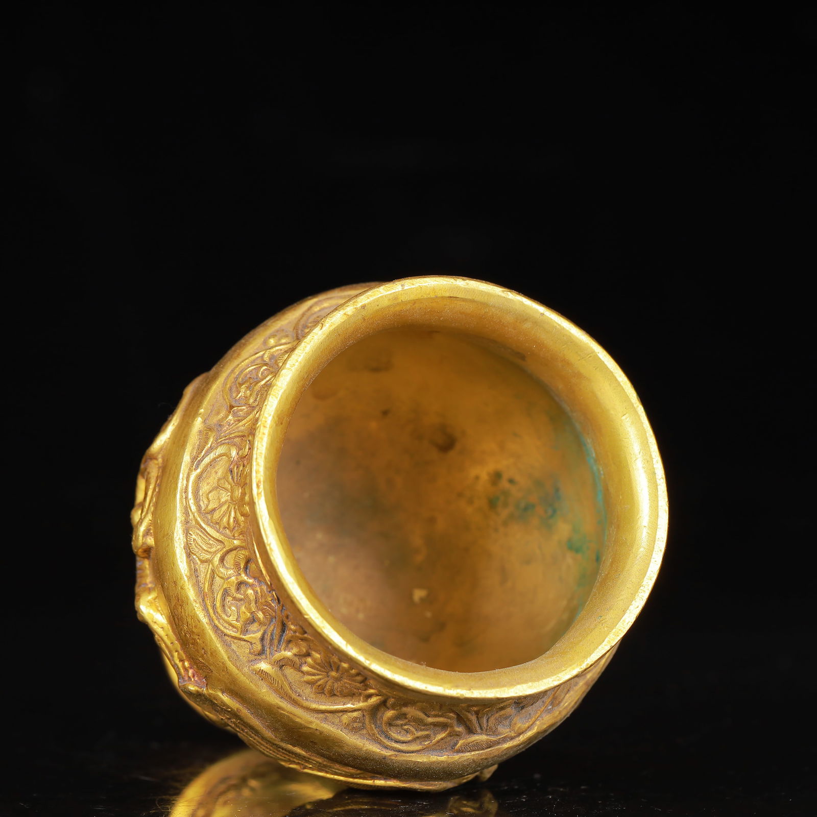 An Exquisite Gilt Bronze Auspicious Beast Pattern Cup - 5