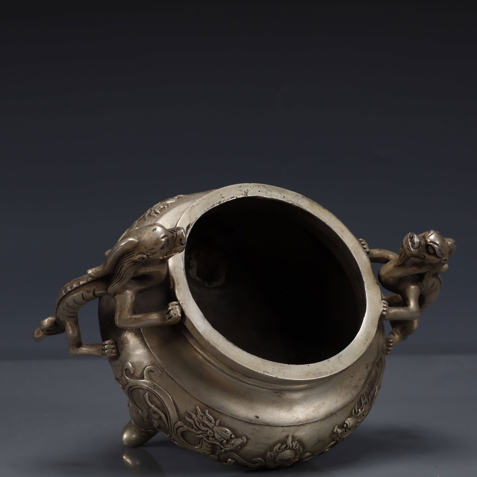 An Exquisite Silver-plated Dragon Pattern Double-Ears and Tripod Censer - 12