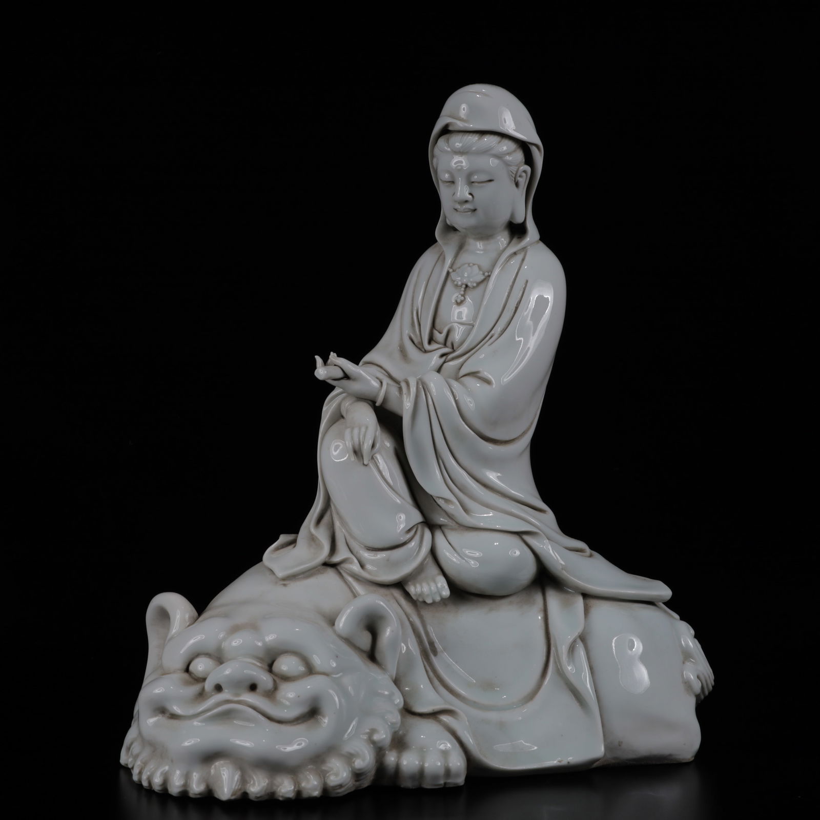 An Exquisite Blance-De-Chine Statue of Manjusri: An Exquisite Blance-De-Chine Statue of Manjusri,Qing Dynasty,China,Size:11.4inx7.5inx13in,Weight:3350g 德化瓷文殊菩萨像,中国清代