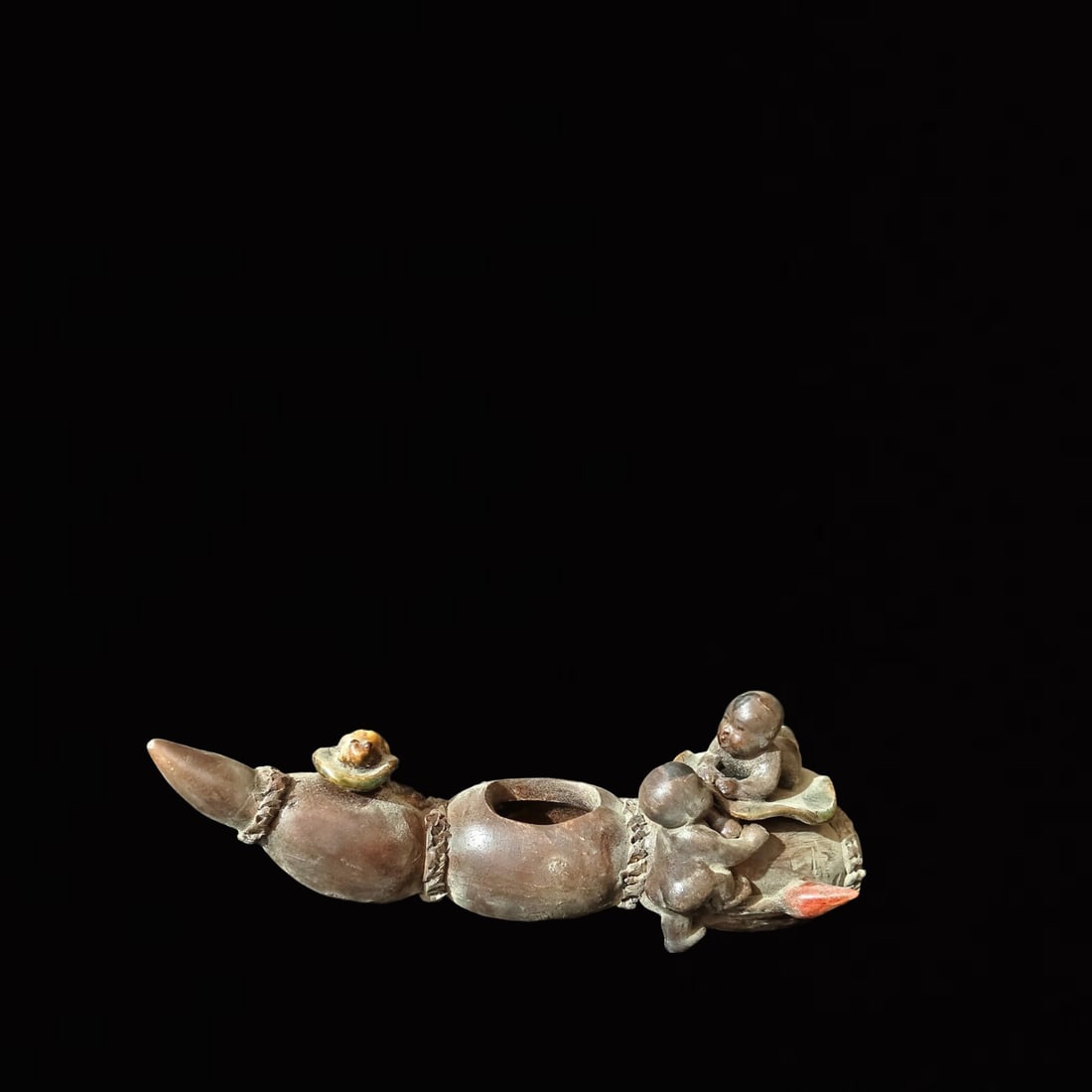 An Exquisite Shiwan yao Lotus Root Ornament: An Exquisite Shiwan yao Lotus Root Ornament,Qing Dynasty, China,Size:12.2inx3.5inx4.3in 石湾窑莲藕摆件,中国清代