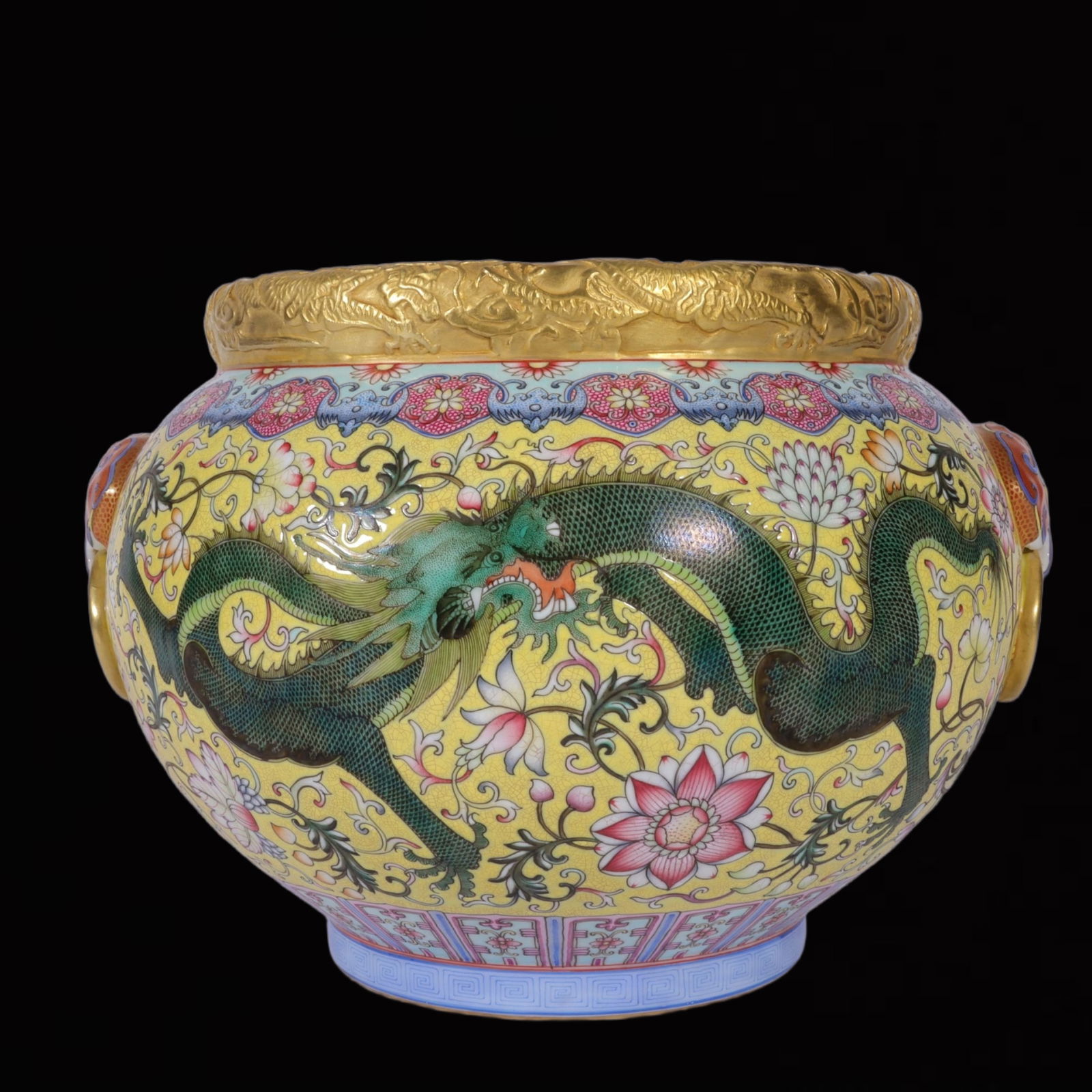 An Exquisite Enamel Painted Gold Lotus and Dragon Pattern Lion-Ears Brush Washer (1 of 8)