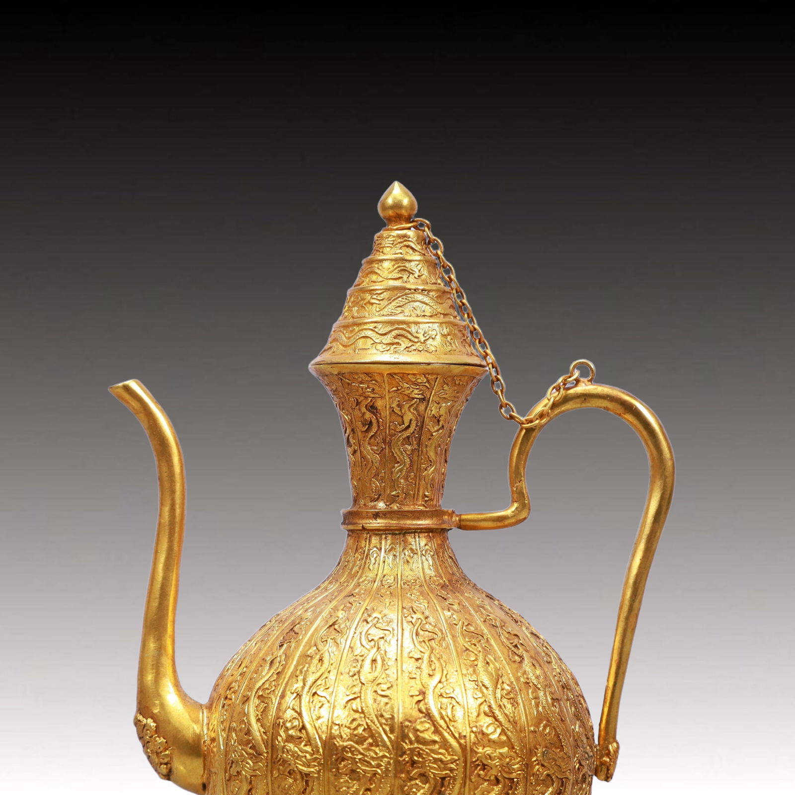 A Rare Gilt Bronze Dragon Pattern Ewer - 2