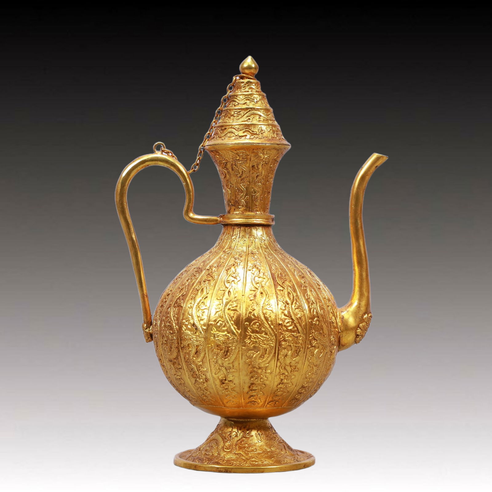 A Rare Gilt Bronze Dragon Pattern Ewer - 7