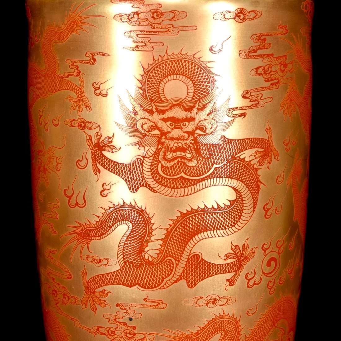 A Rare Ruby Red Glazed Auspicious Cloud and Dragon Pattern Vase - 4