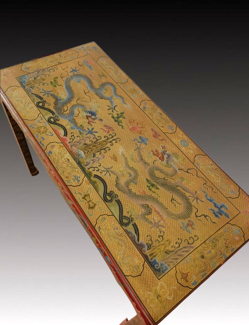 A Huge Lacquerware Auspicious Cloud and Dragon Pattern Table (1 of 5)