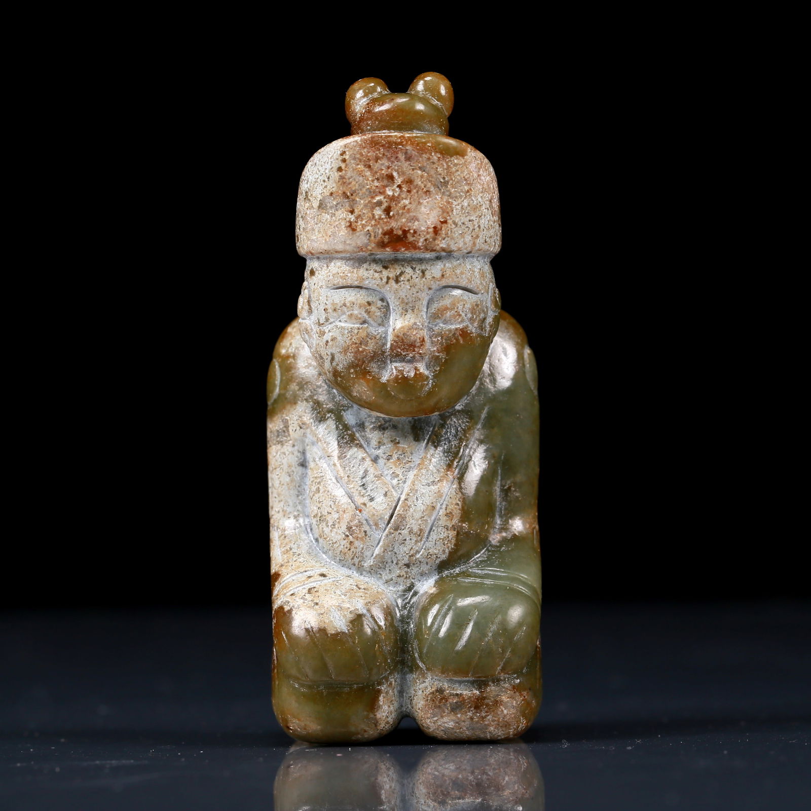 An Exquisite Greenish Jade Figure Ornament (1 of 7)