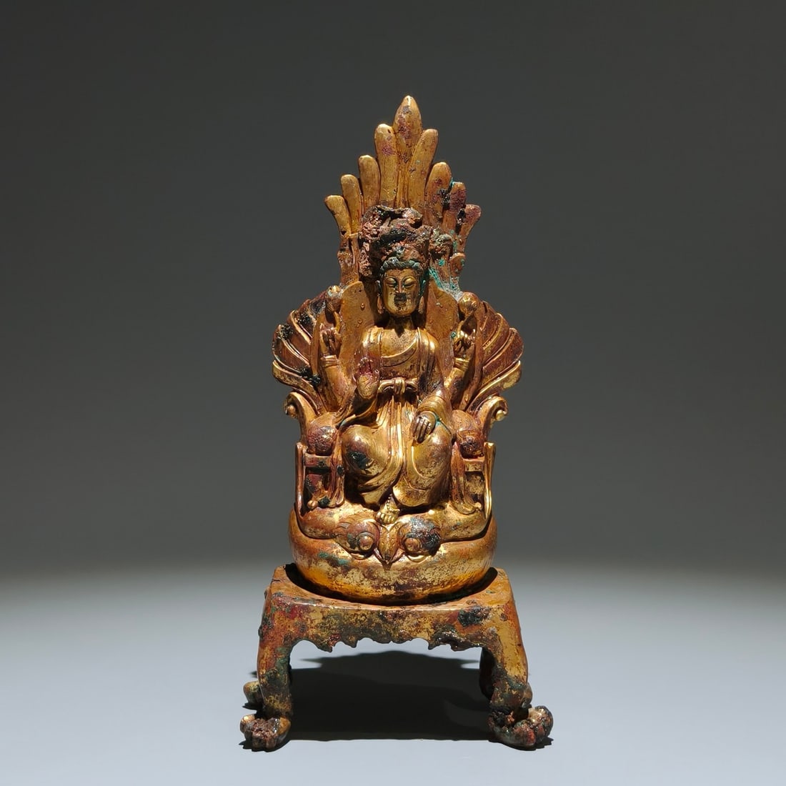 A Rare Gilt Bronze Buddha Statue Ornament (1 of 9)