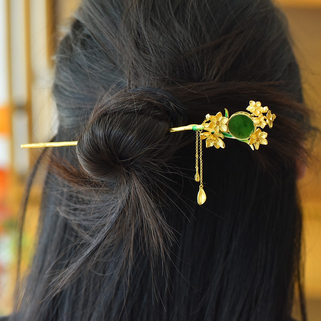 An Exquisite Sterling Silver-Gold Plated Inlaid Jasper Enamel Hairpin: An Exquisite Sterling Silver-Gold Plated Inlaid Jasper Enamel Hairpin 纯银镀金镶碧玉珐琅发簪