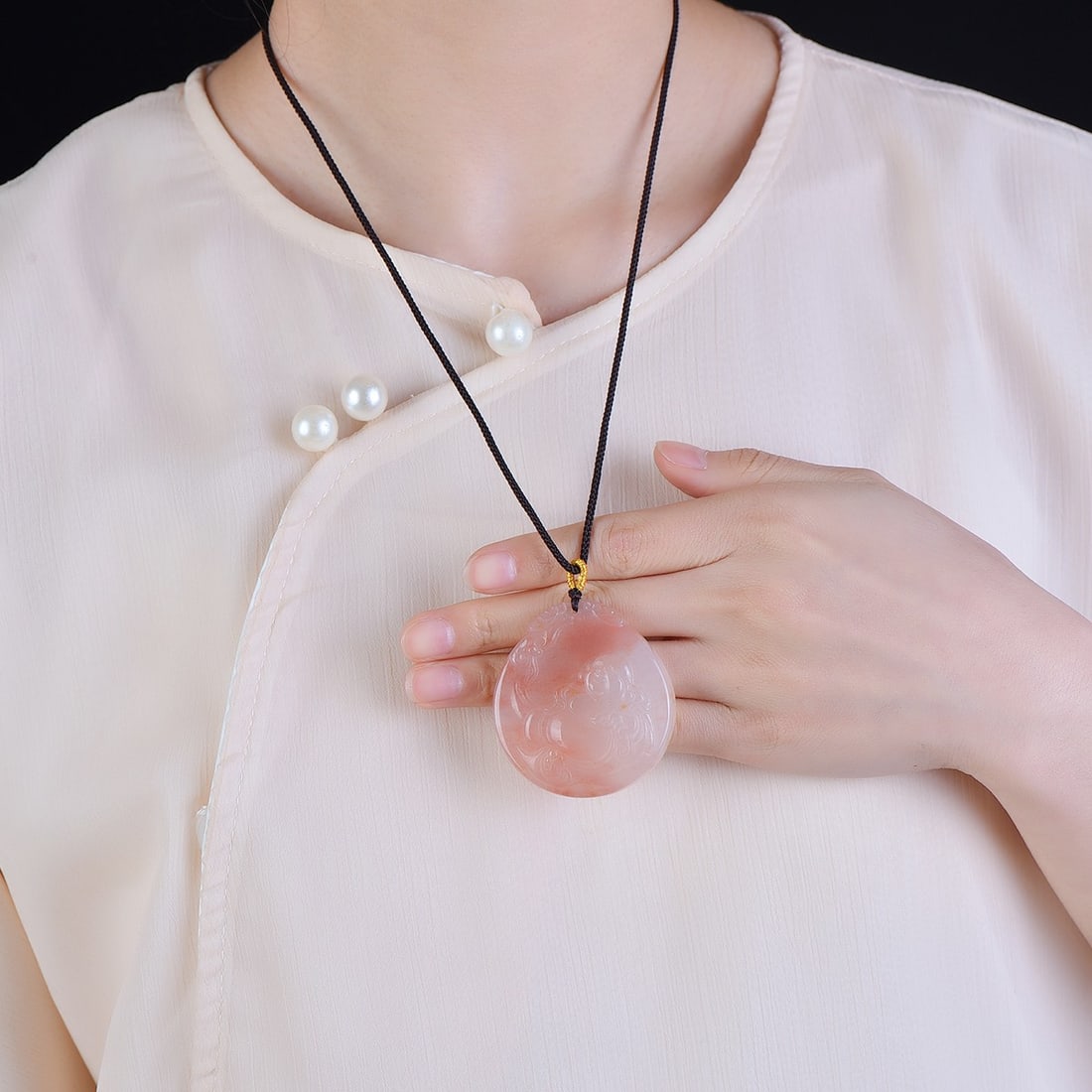 An ExquisiteJadeite Statue of Maitreya Buddha Pendant: An Exquisite Jadeite Statue of Maitreya Buddha Pendant,Size:1.7inx1.9in 翡翠弥勒佛挂件