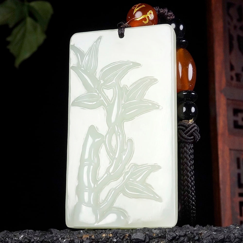 An Exquisite White Jade Bamboo Pattern Pendant: An Exquisite White Jade Bamboo Pattern Pendant,Size:2inx1.5inx0.3in 白玉竹纹挂件