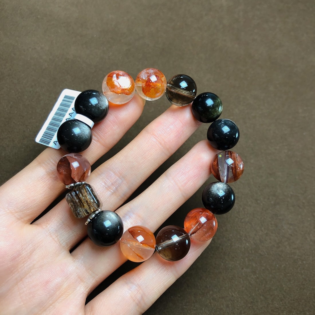 An Exquisite Crystal Silver Sheen Obsidian Bracelets: An Exquisite Crystal Silver Sheen Obsidian Bracelets,Size:0.5in,Weight:38.4g 水晶银曜石手串