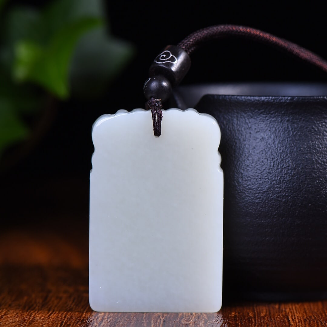 An Exquisite White Jade Dragon Pattern Pendant - 5