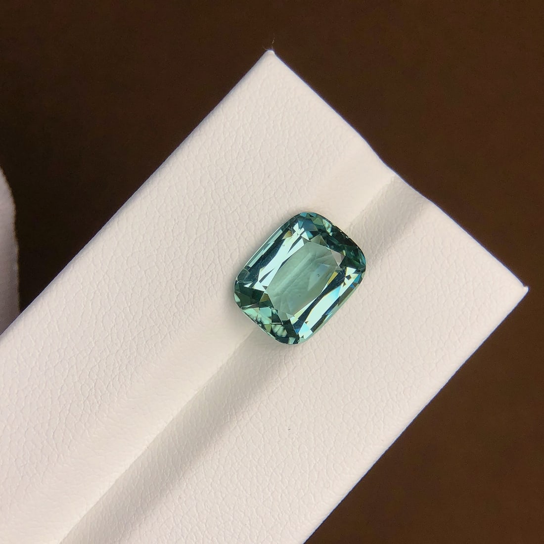 4.37Ctw Natural Tourmaline Loose: 4.37Ctw Natural Tourmaline Loose,Size:0.4inx0.3inx0.2in 4.37Ctw天然碧玺裸石